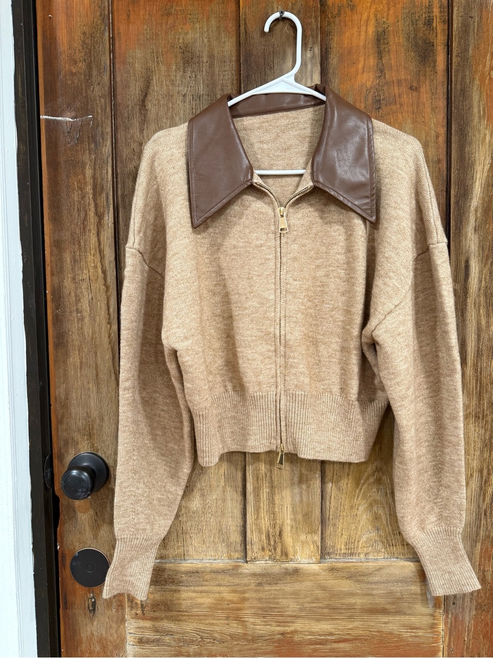 Commense Tan Cropped V-Neck Zip Sweater with Brown Collar
